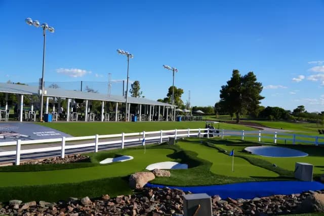 Driving range at Ahwatukee Golf Club — photo 1